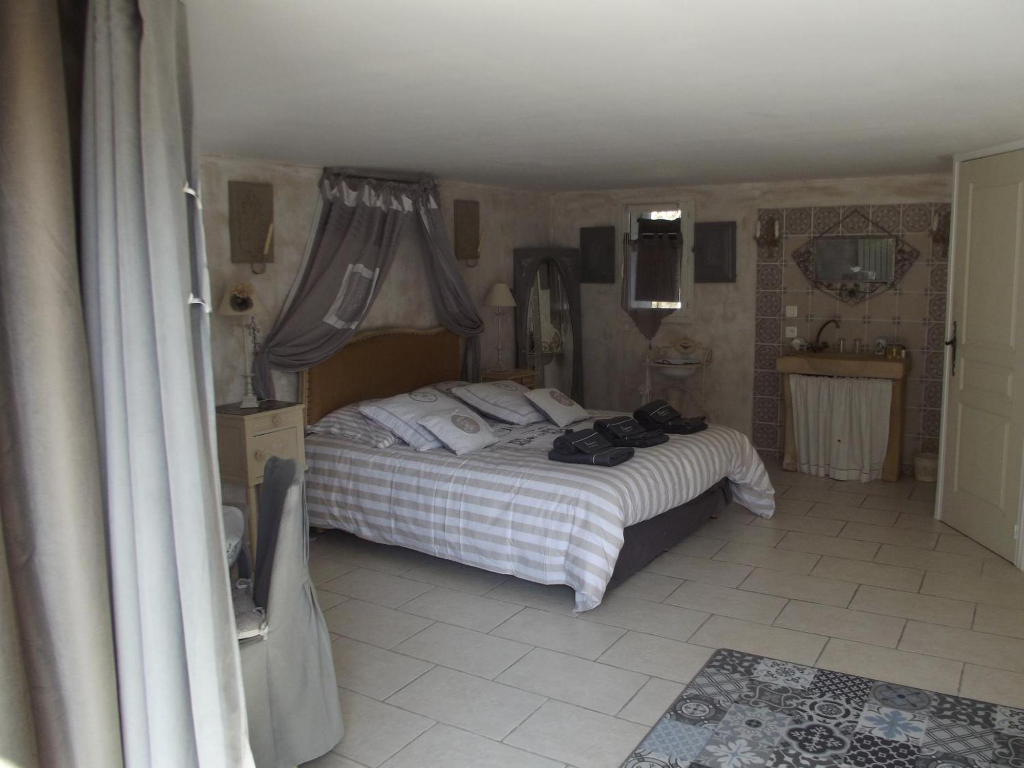 Le Moulin De Sonnailles Bed and Breakfast Cabriès Δωμάτιο φωτογραφία